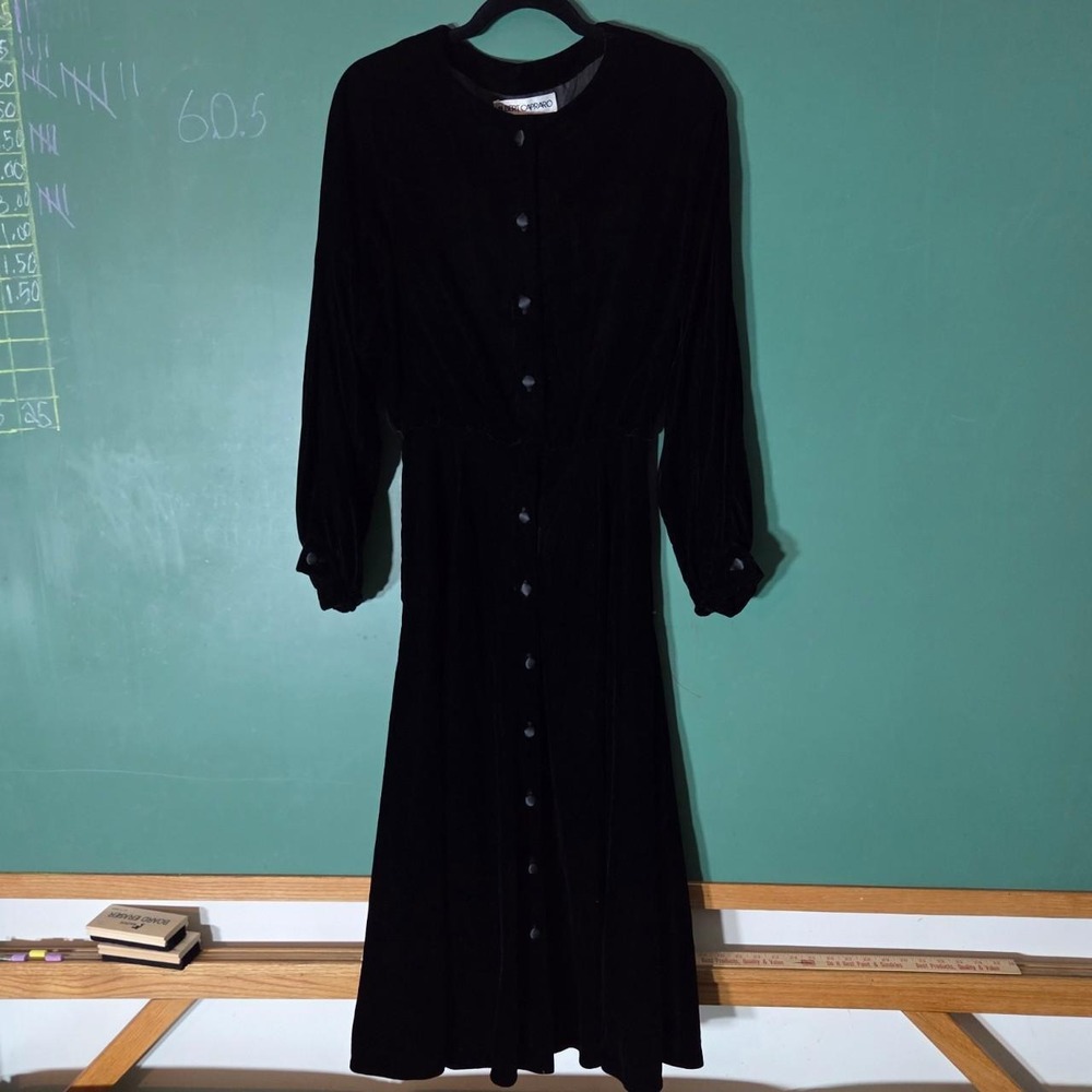 Albert Capraro Vintage 70s Black Velvet Button Up Maxi Dress Pockets Goth Small